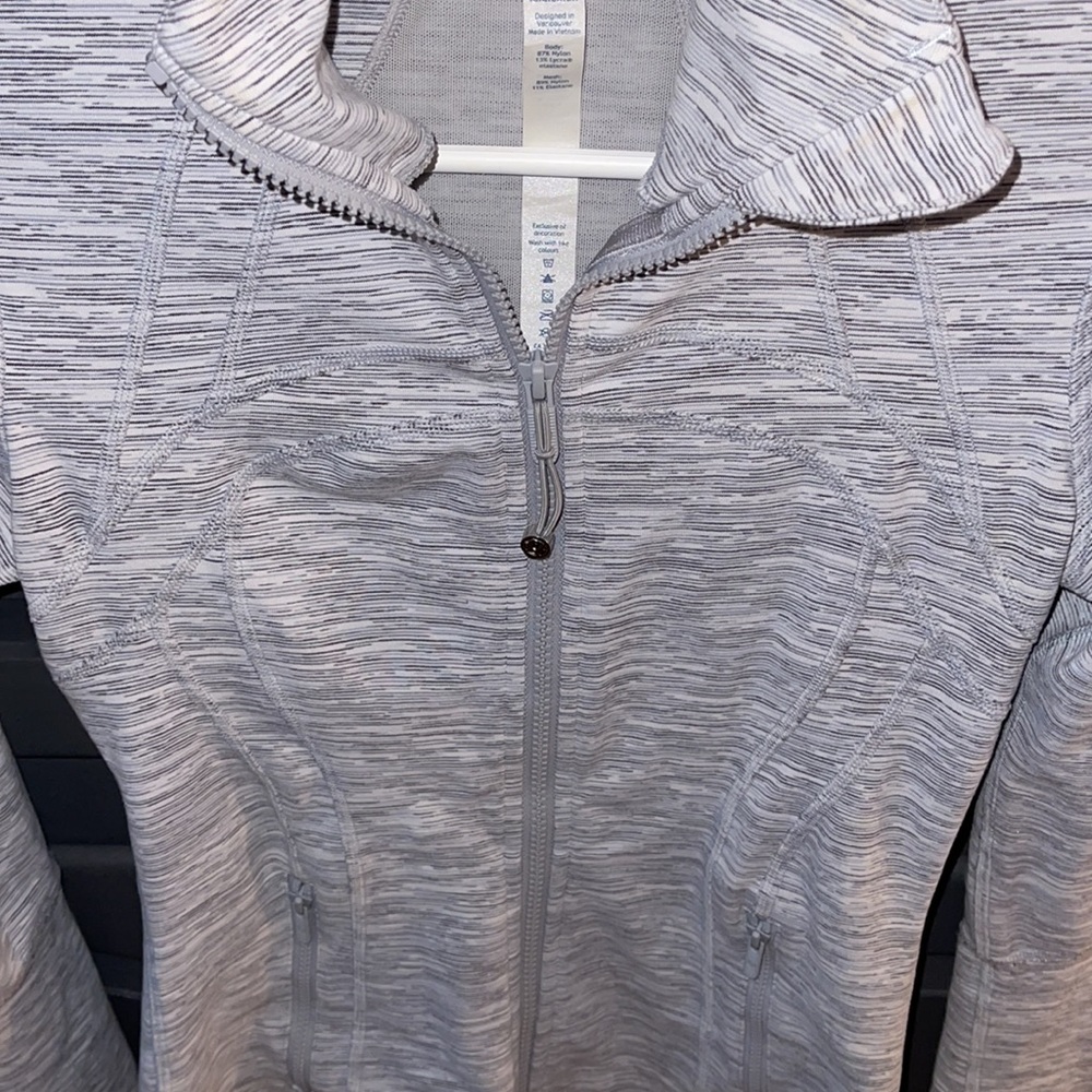 Lululemon Jacket Euc. - image 2